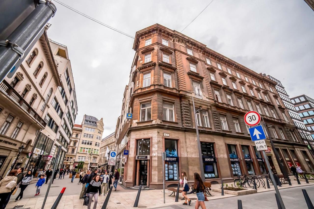 2B Hostel & Rooms Budapest Exterior photo